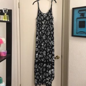 Hot Topic Maxi Dress